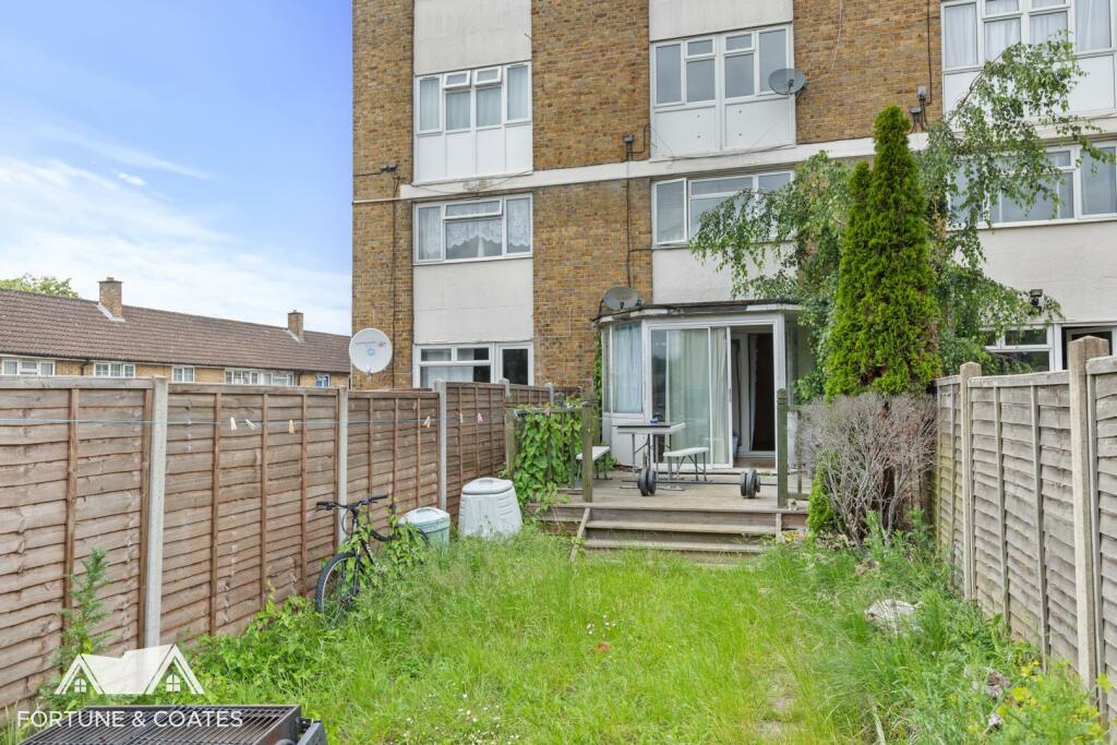 Additional property image - Fold Croft, Harlow