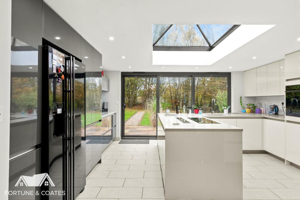 Additional property image - Rye Hill Road, Harlow