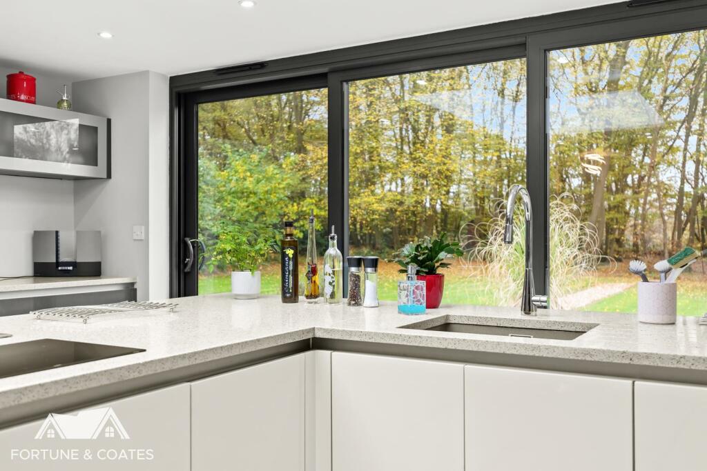 Additional property image - Rye Hill Road, Harlow