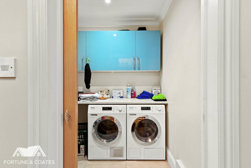 Additional property image - Rye Hill Road, Harlow