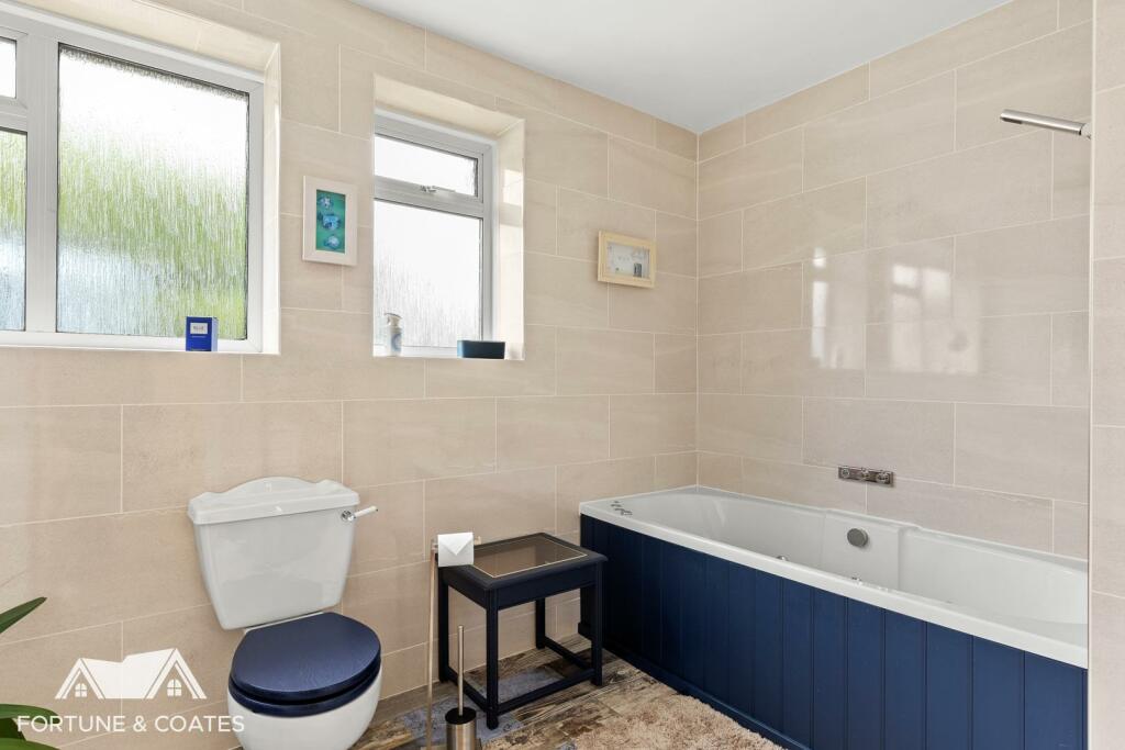 Additional property image - Rye Hill Road, Harlow
