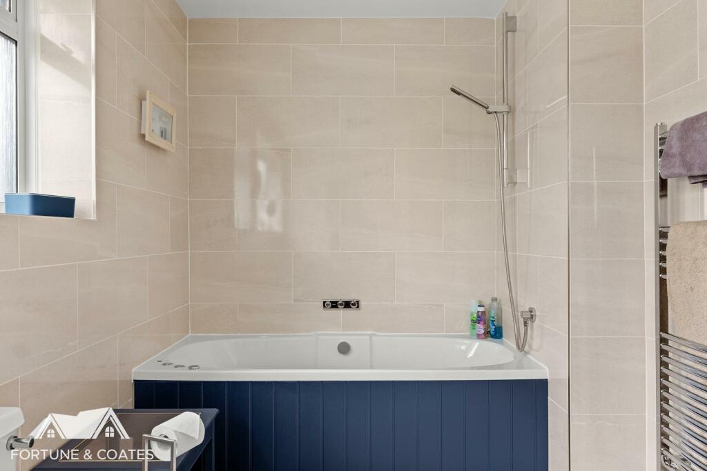 Additional property image - Rye Hill Road, Harlow