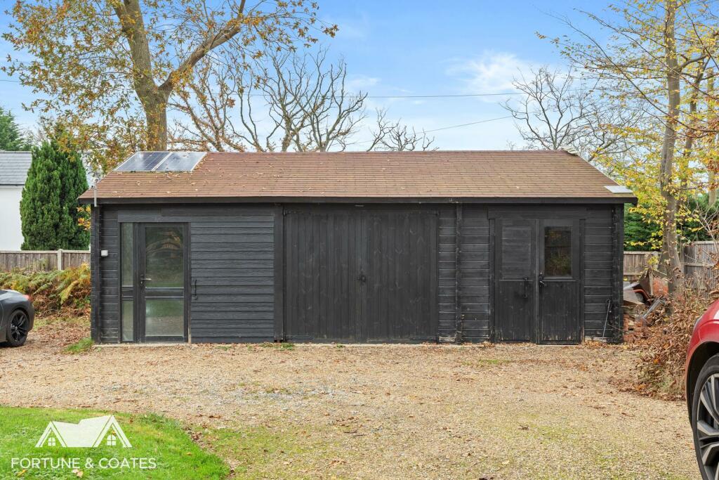 Additional property image - Rye Hill Road, Harlow