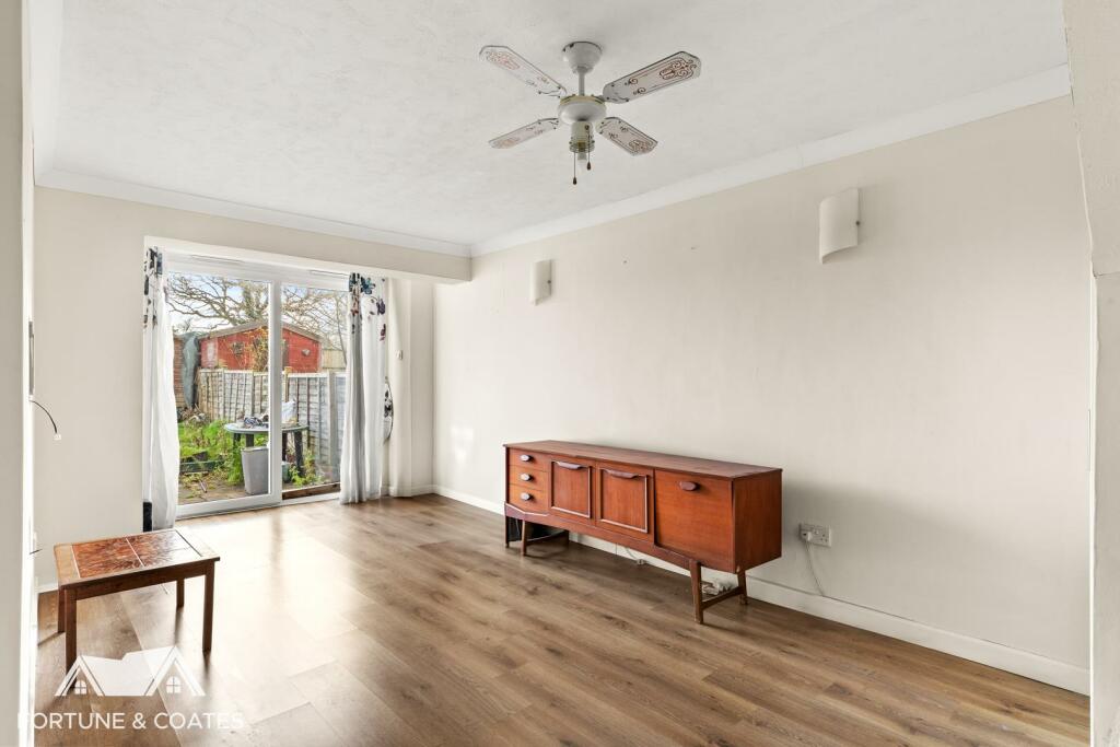 Additional property image - Barn Mead, Harlow