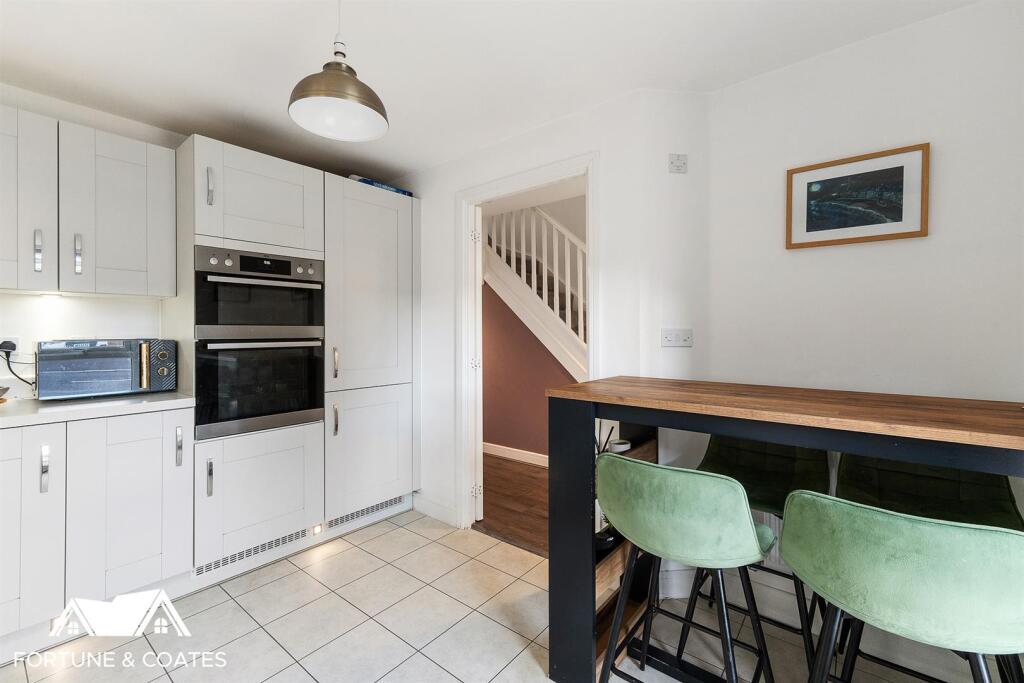 Additional property image - Aspen Way, Harlow