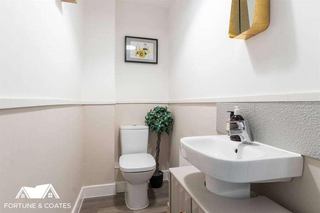 Additional property image - Aspen Way, Harlow