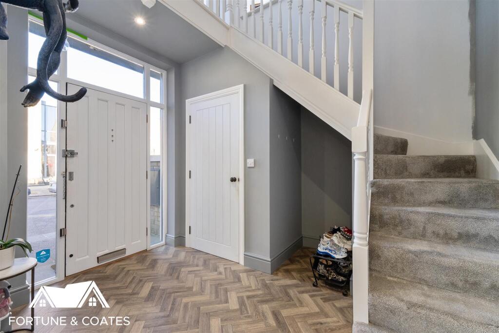 Additional property image - The Chase, Newhall, Harlow