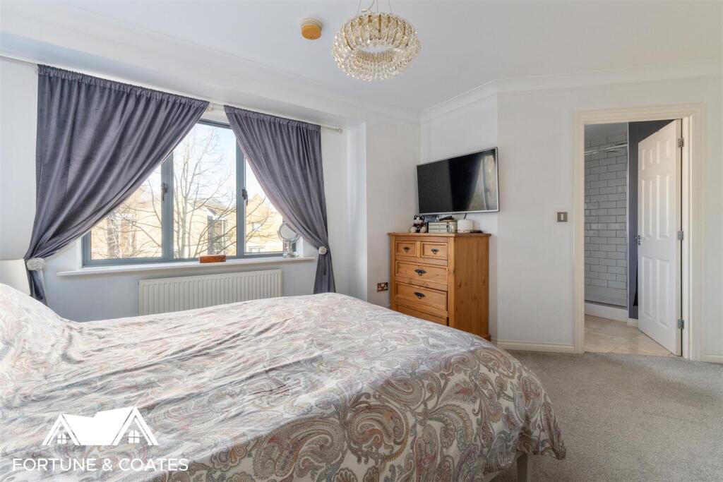 Additional property image - The Chase, Newhall, Harlow