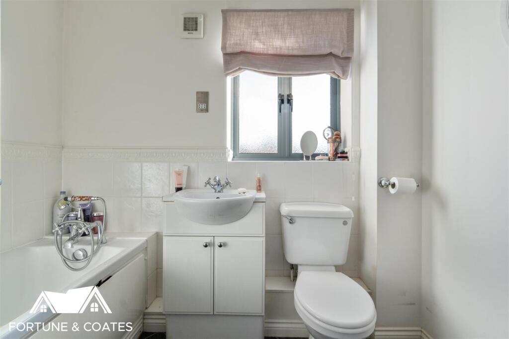 Additional property image - The Chase, Newhall, Harlow