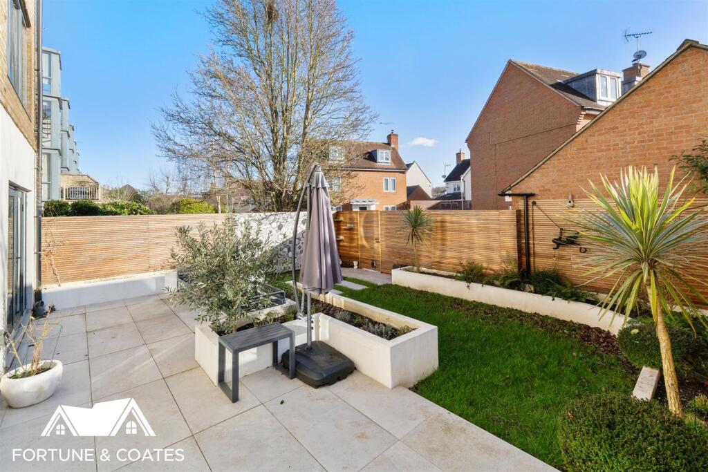 Additional property image - The Chase, Newhall, Harlow