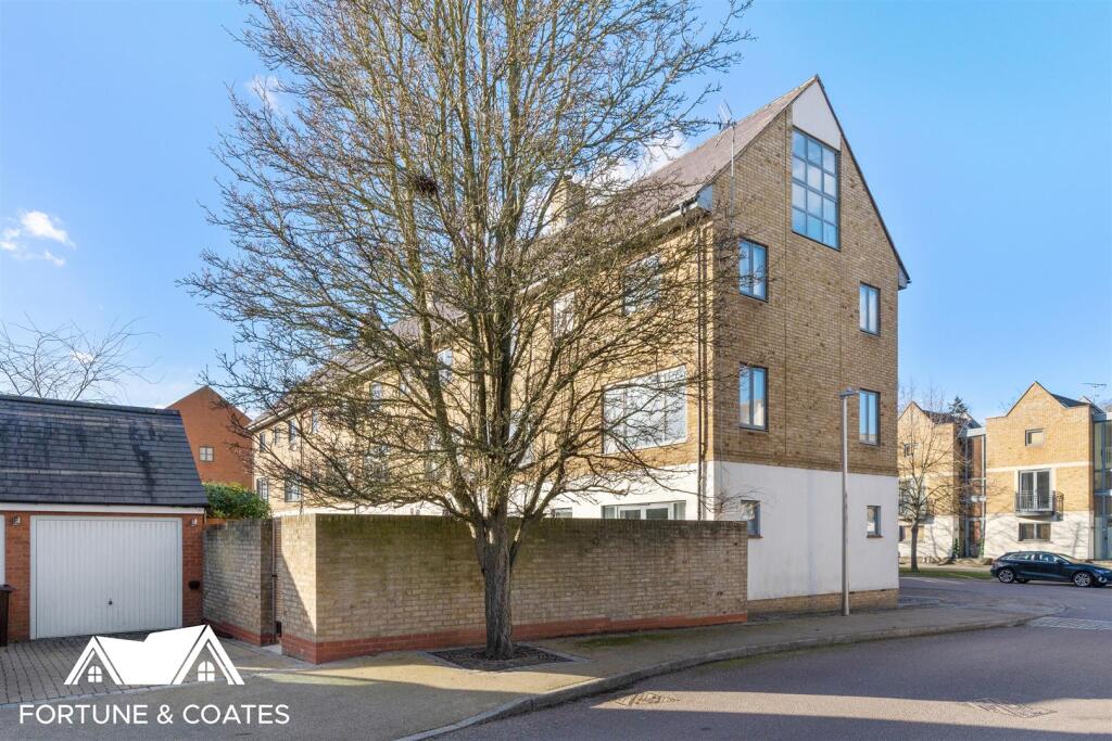 Additional property image - The Chase, Newhall, Harlow