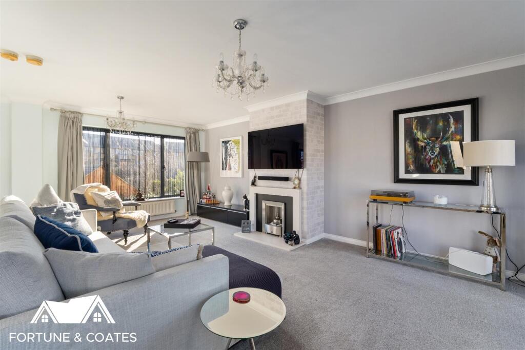 Additional property image - The Chase, Newhall, Harlow