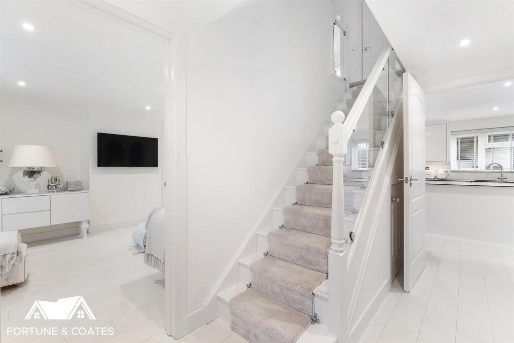 Additional property image - Rushton Grove, Harlow