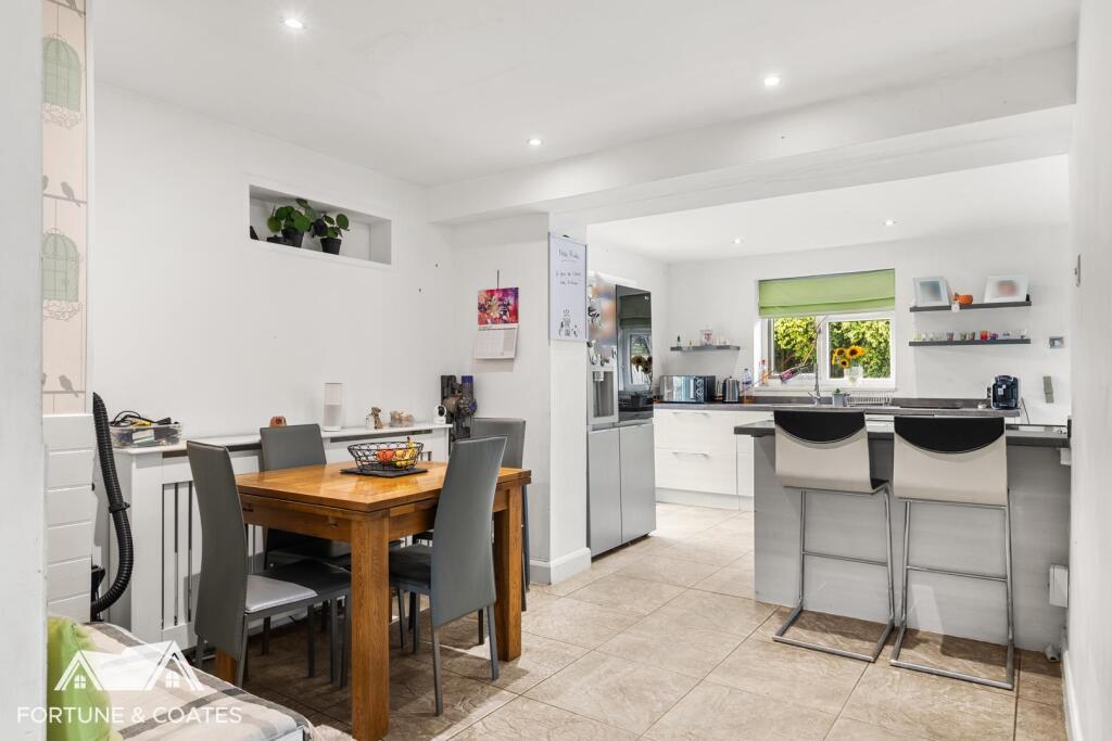 Main image of property: Spinning Wheel Mead, Harlow