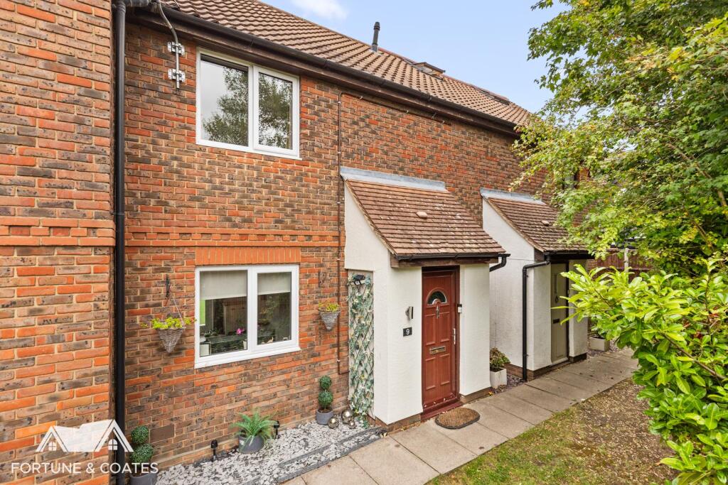 Main image of property: Mallards Rise, Harlow