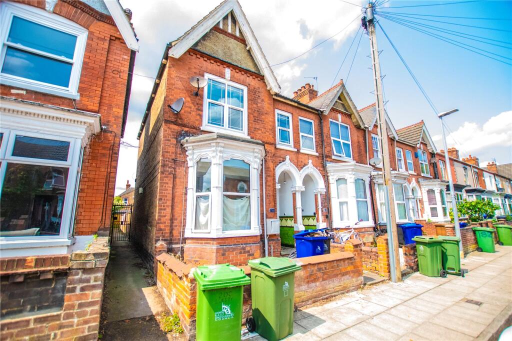 Main image of property: Legsby Avenue, Grimsby, Lincolnshire, DN32