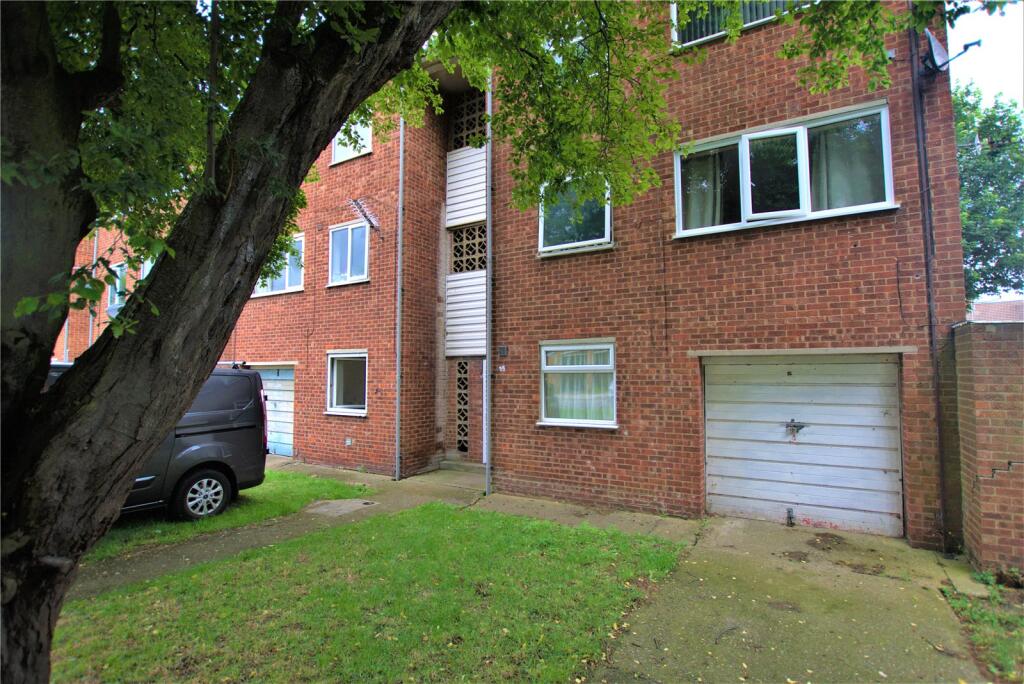 Main image of property: Thorgam Court, Grimsby, Lincolnshire, DN31