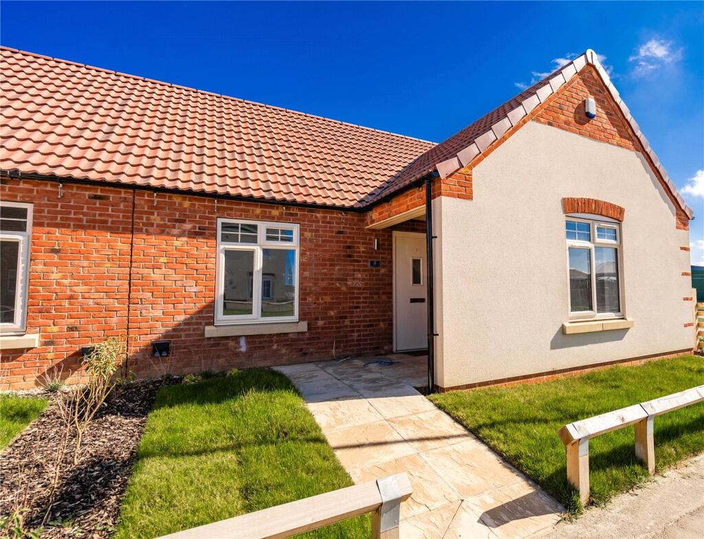 Main image of property: Kendall Court, Scartho Top, Grimsby, Lincolnshire, DN33