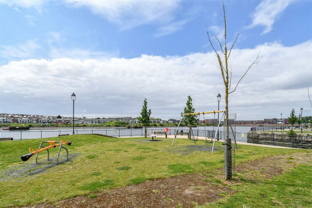 Additional property image - Y Rhodfa, Barry