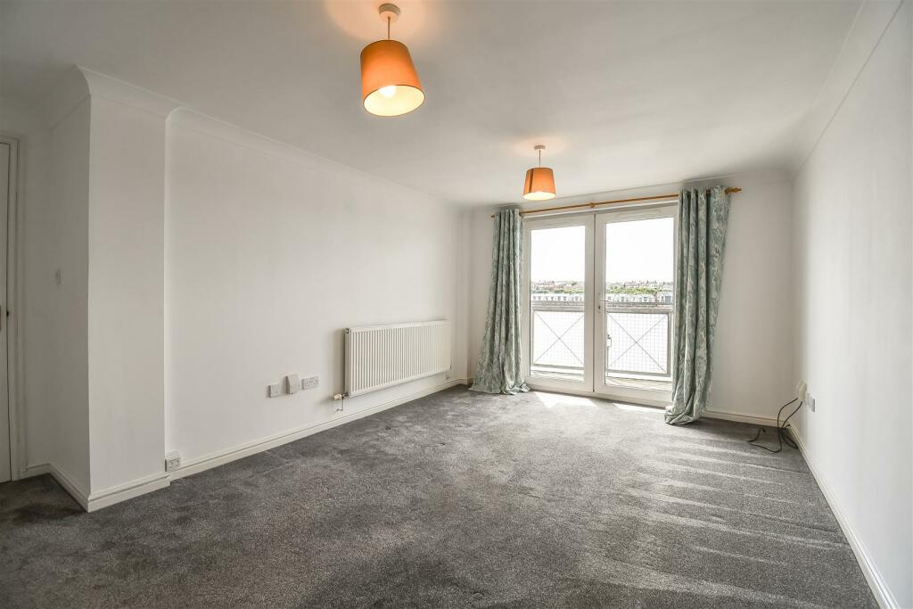 Additional property image - Y Rhodfa, Barry