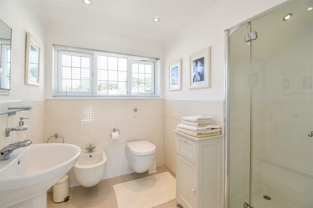 Additional property image - Beach Road, Swanbridge, Penarth