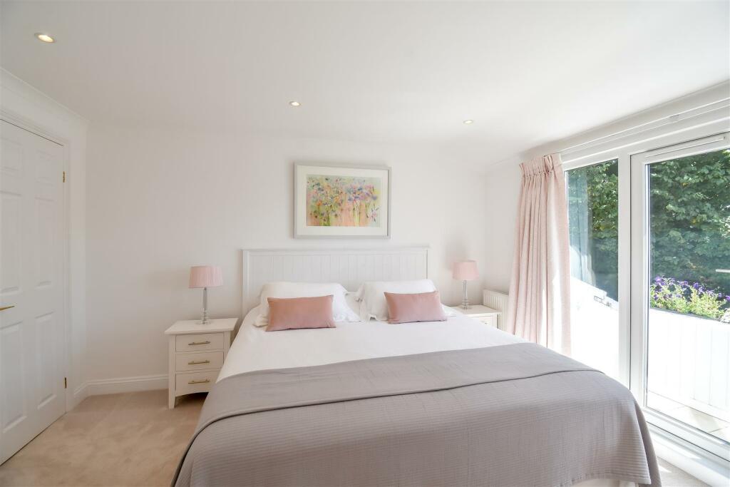 Additional property image - Beach Road, Swanbridge, Penarth