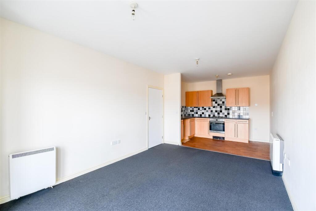 Additional property image - Rhodfa'r Gwagenni, Barry