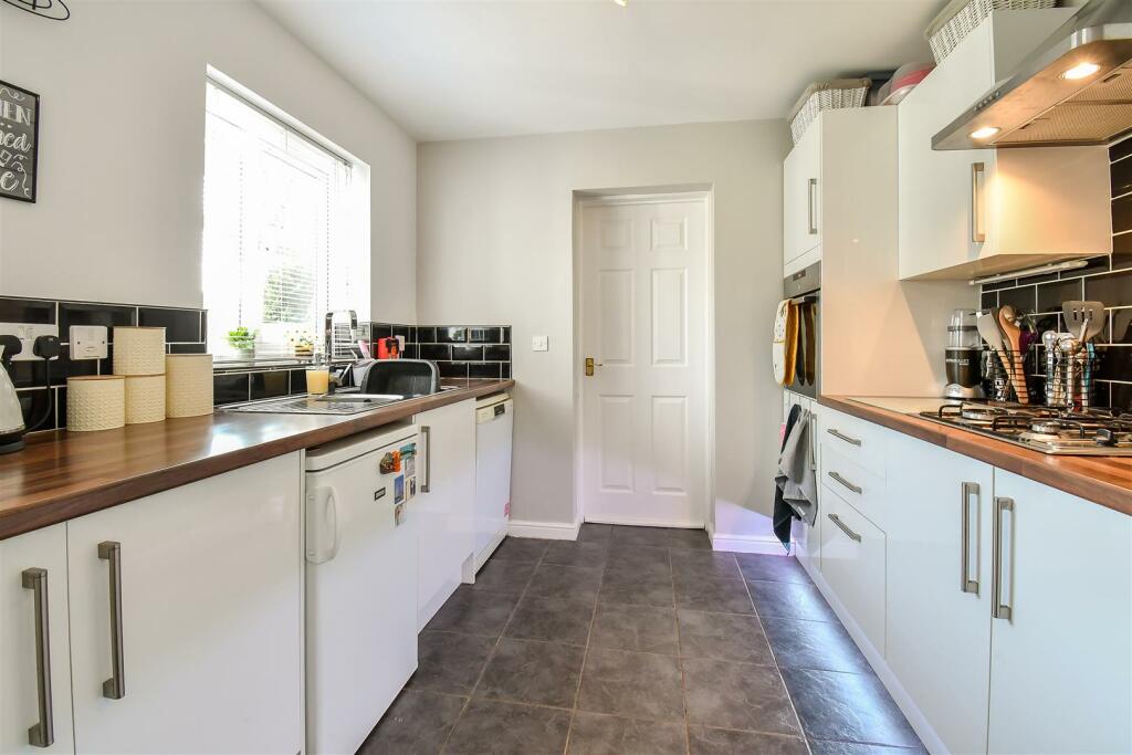 Additional property image - Coed Criafol, Barry
