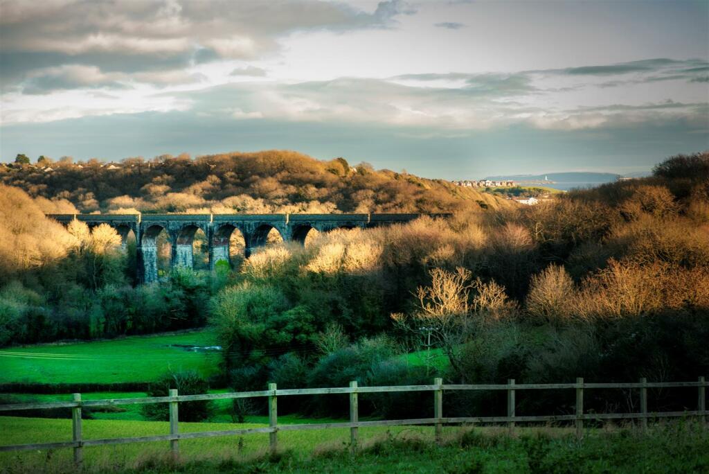 Additional property image - Viaduct View, Porthkerry, Rhoose