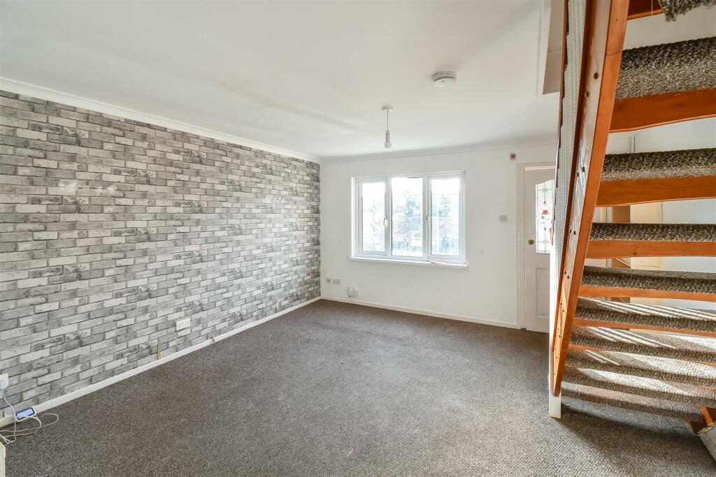 Additional property image - Redberth Close, Barry