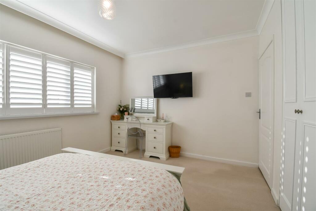 Additional property image - Highlight Lane, Barry