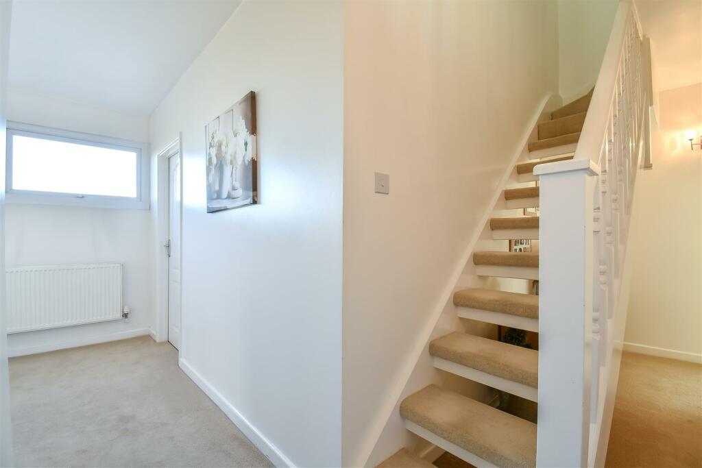 Additional property image - Highlight Lane, Barry