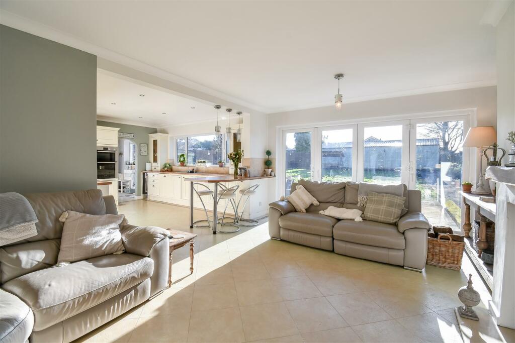 Additional property image - Highlight Lane, Barry