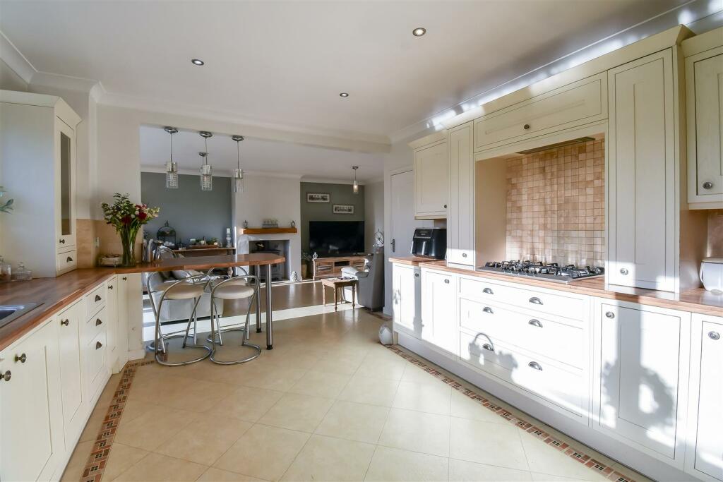 Additional property image - Highlight Lane, Barry