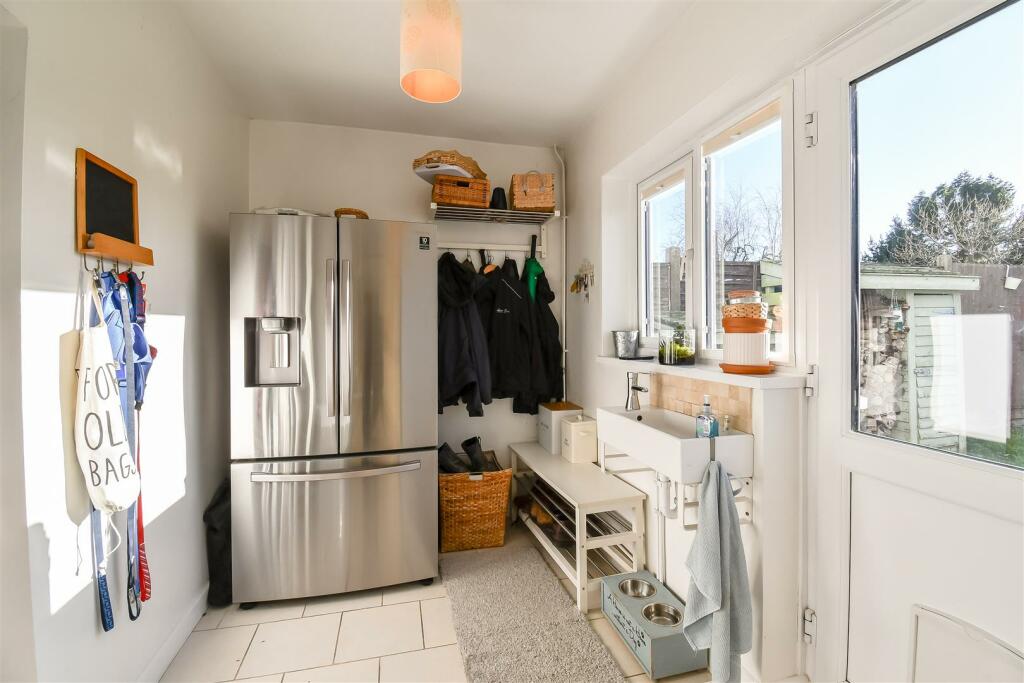 Additional property image - Highlight Lane, Barry