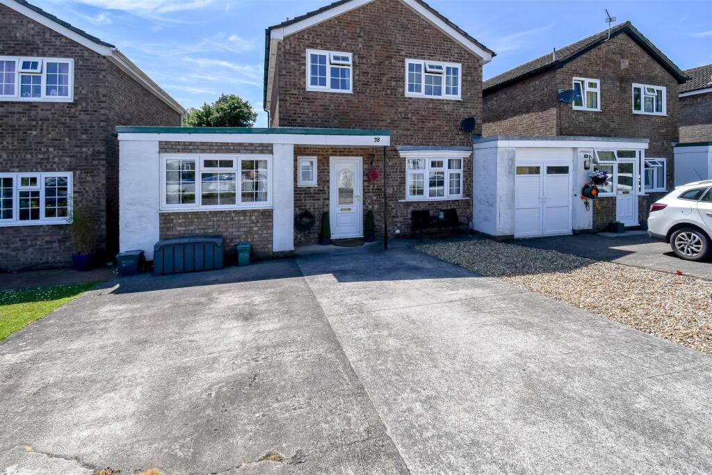 Main image of property: Heol Sirhwi, Barry