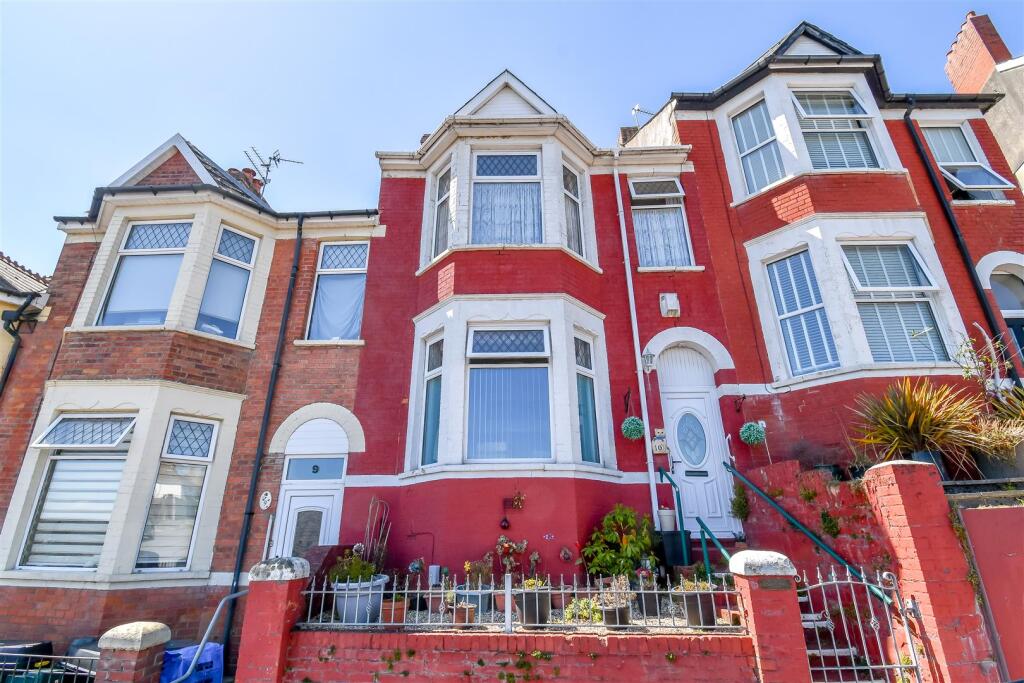Main image of property: Wenvoe Terrace, Barry