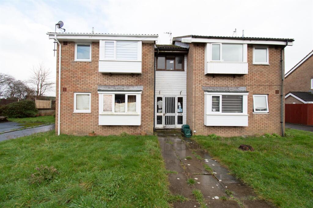 Main image of property: Meadowcroft, Rhoose, Barry