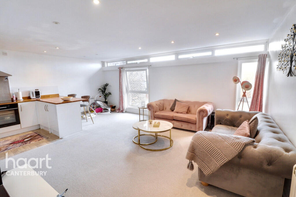 Main image of property: New Dover Road, Canterbury
