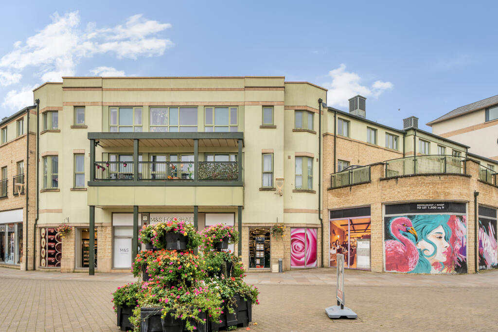 Main image of property: Marriotts Walk, OX28