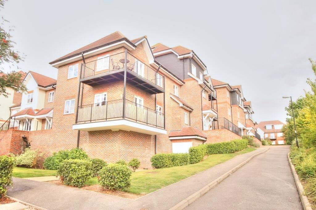 Main image of property: Freer Crescent, High Wycombe, Buckinghamshire, HP13