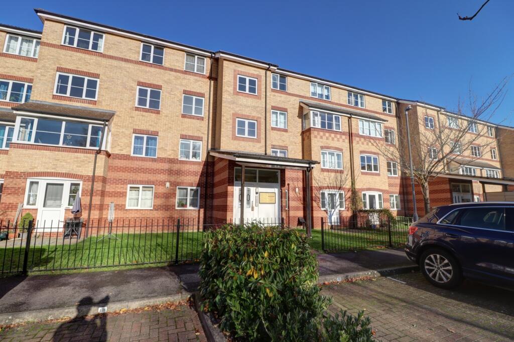Main image of property: Princes Gate, High Wycombe, Buckinghamshire, HP13