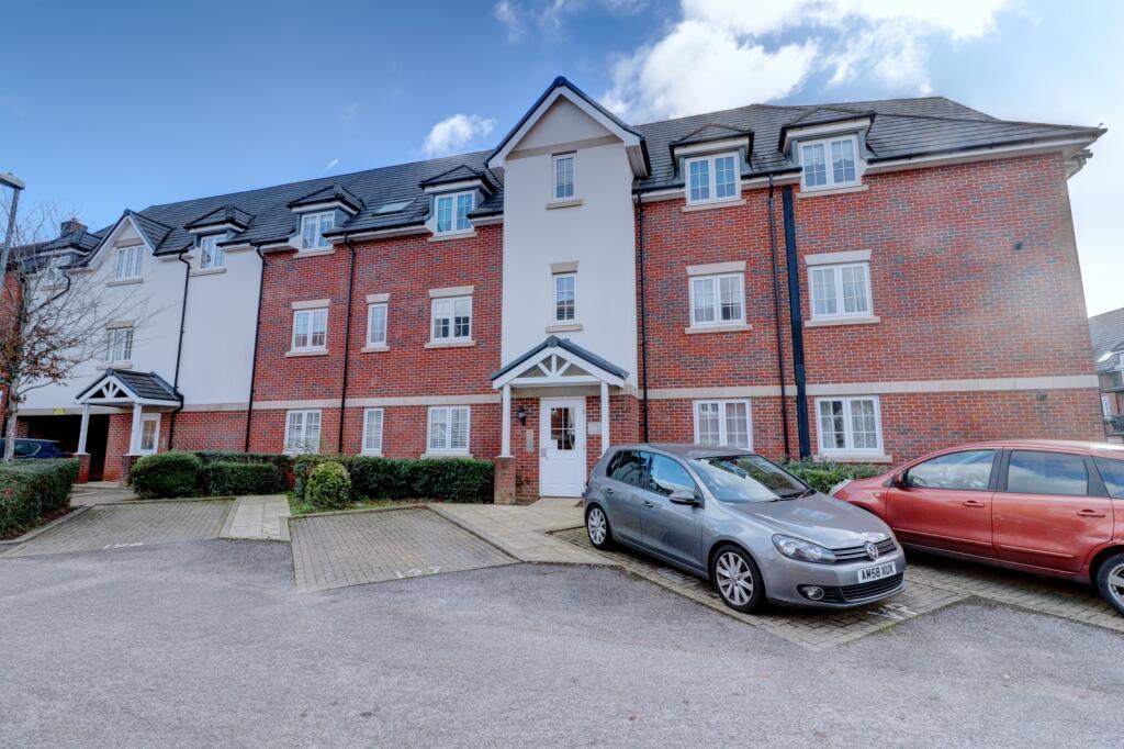 Main image of property: Grange Drive, High Wycombe, Buckinghamshire, HP13
