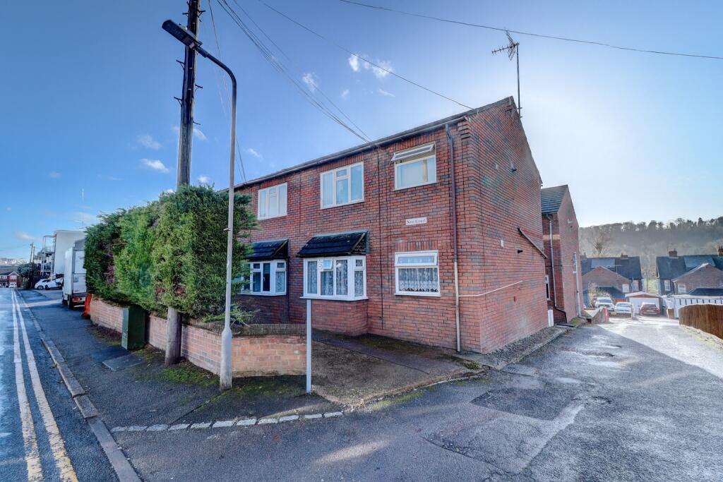 Main image of property: Queens Road, High Wycombe, Buckinghamshire, HP13