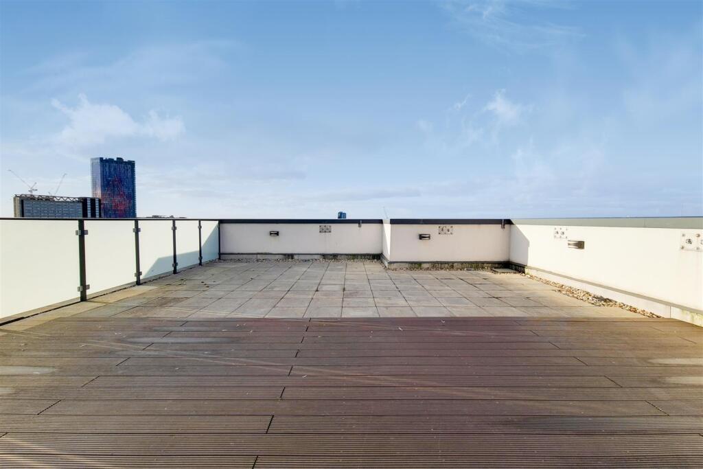 Main image of property: Santina Apartments, 45 Cherry Orchard Road, Croydon, CR0