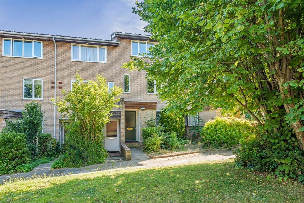 Main image of property: Chepstow Rise, Croydon