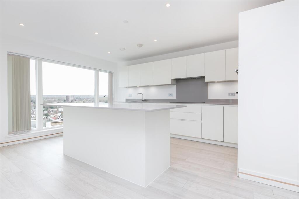 Main image of property: Amarelle Apartments, 41 Cherry Orchard Road, Croydon CR0