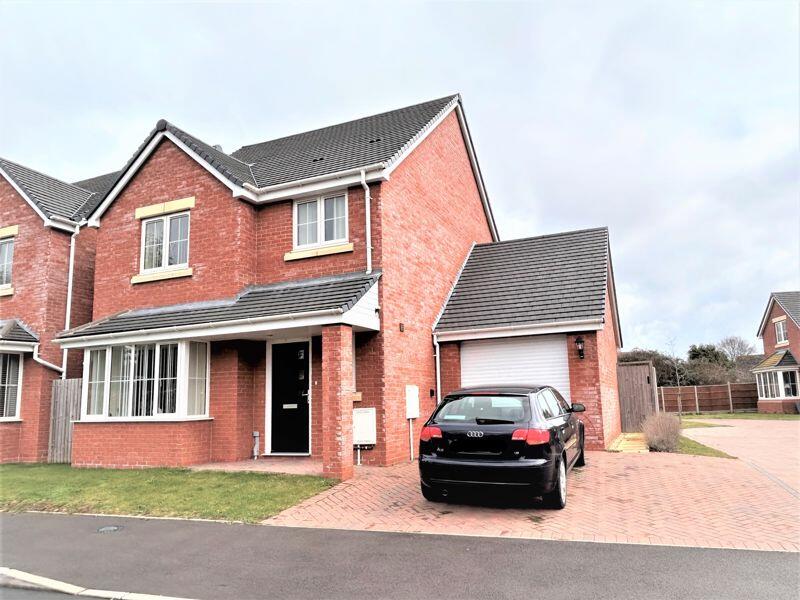 3 bedroom detached house for sale in Sheppey Corner, Cropthorne, WR10