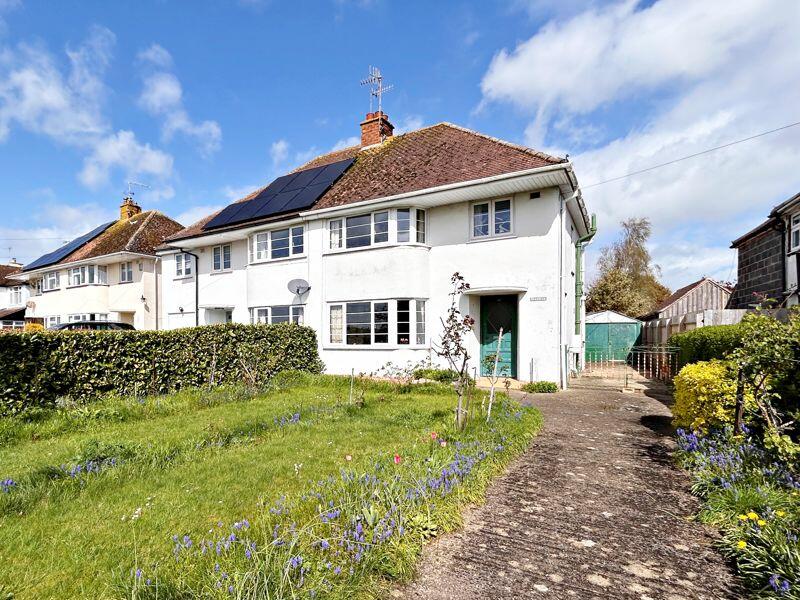 3 bedroom semidetached house for sale in Holloway, Pershore, WR10