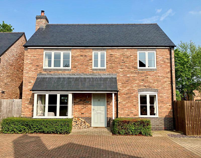 3 bedroom detached house for sale in Church Close, Defford, WR8